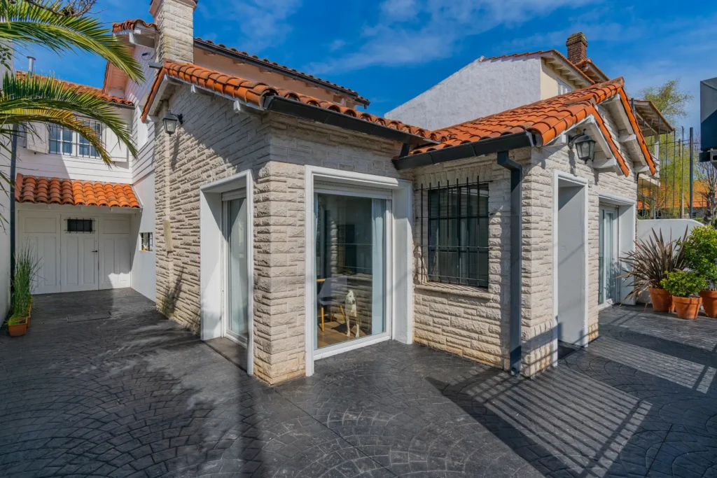 Silva Propiedades · Casa Los Troncos